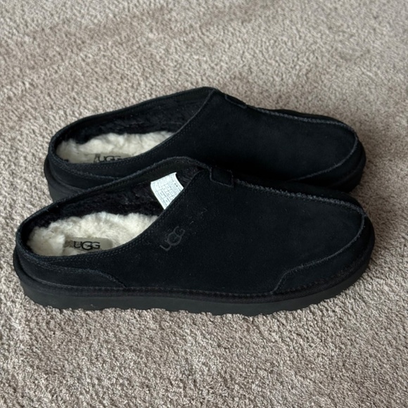 UGG Classic Slip-On Black US Size 10. New, Original main image 6
